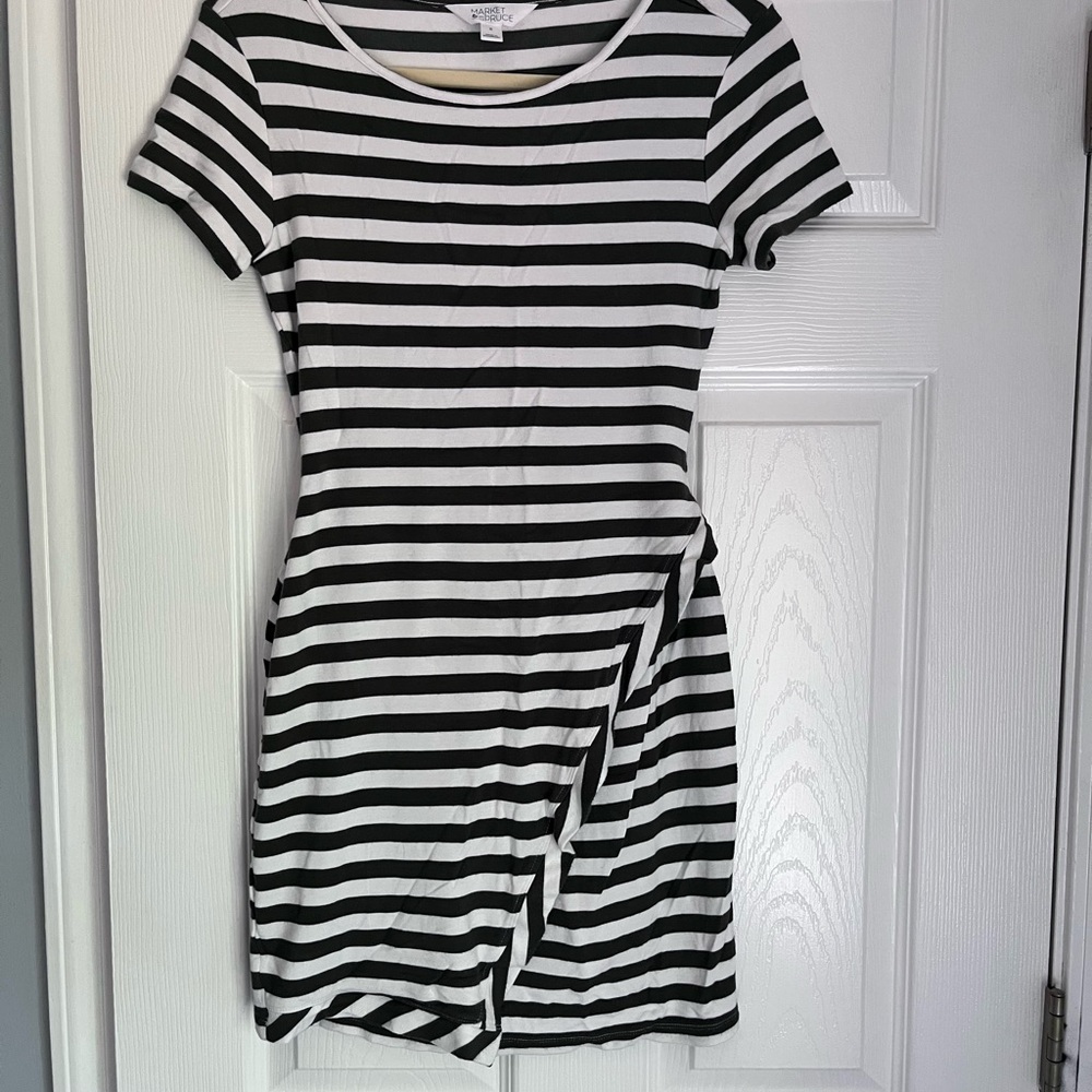 Market & Spruce Army Green and White Casual Dress